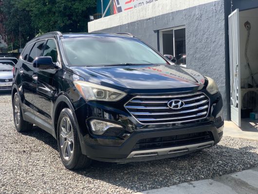 Hyundai Grand Santa Fe GLS en venta