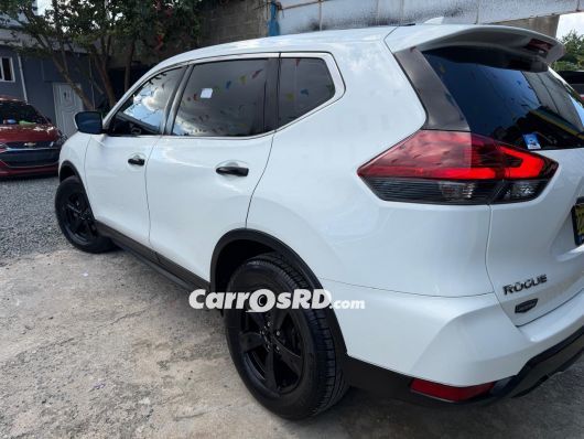Nissan Rogue Jeepeta en venta
