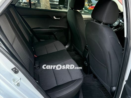 Kia Rio Carros en venta