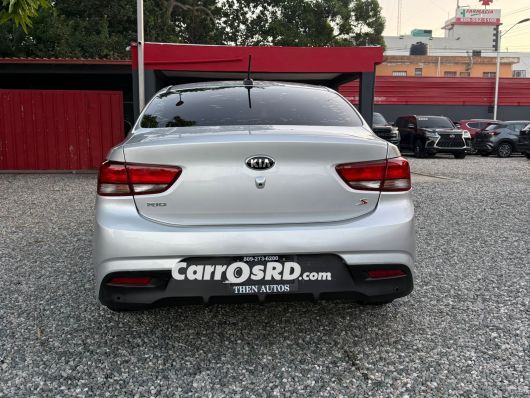 Kia Rio Carros en venta