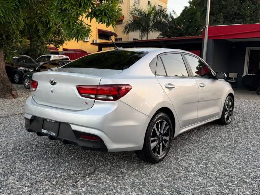 Kia Rio S