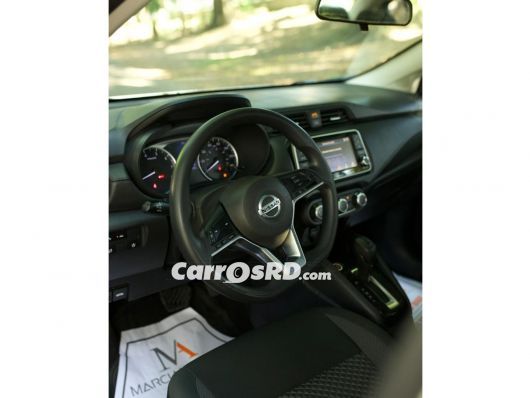 Nissan Versa Carros en venta