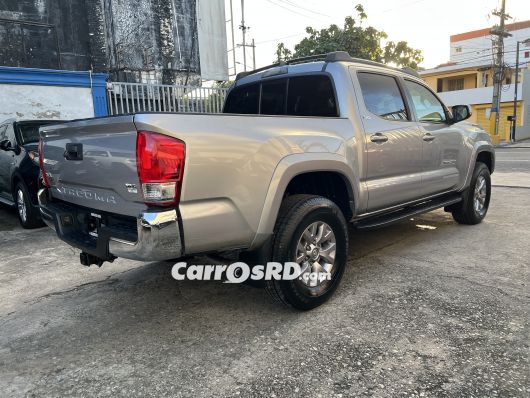 Toyota Tacoma Camioneta en venta