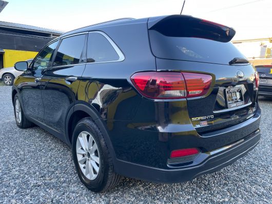Kia Sorento LX