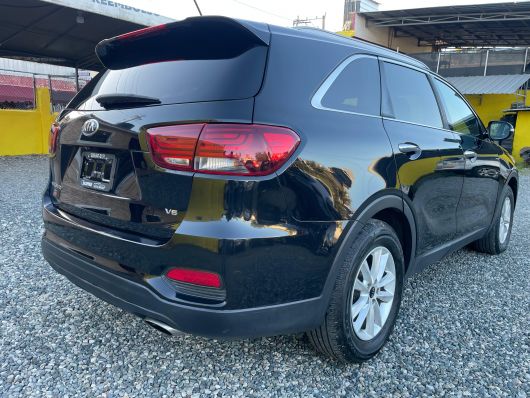 Kia Sorento LX