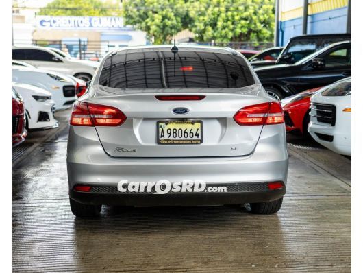 Ford Focus Carros en venta