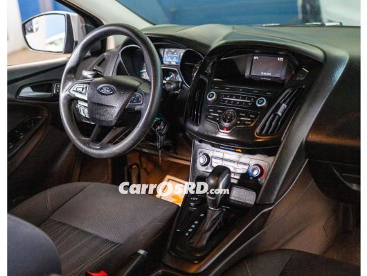 Ford Focus Carros en venta