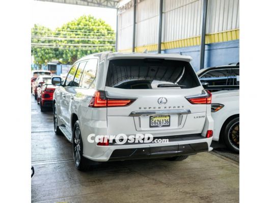 Lexus LX Jeepeta en venta