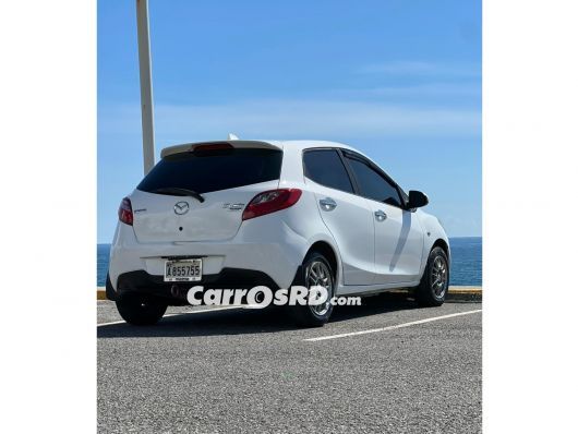 Mazda Demio Hatchback en venta