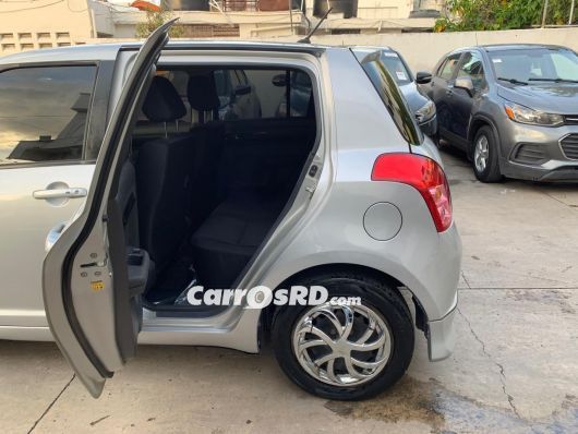 Suzuki Swift Carros en venta