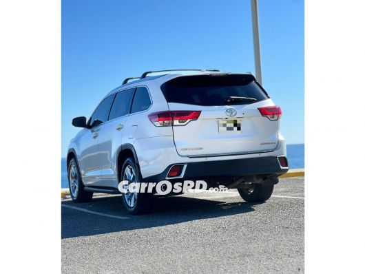 Toyota Highlander Jeepeta en venta