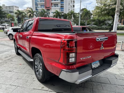 Mitsubishi L200 Sportero