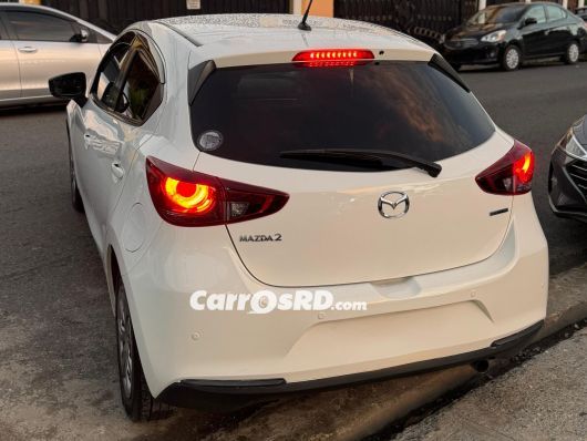 Mazda 2 Jeepeta en venta