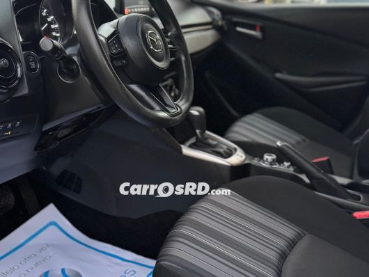 Mazda 2 Jeepeta en venta