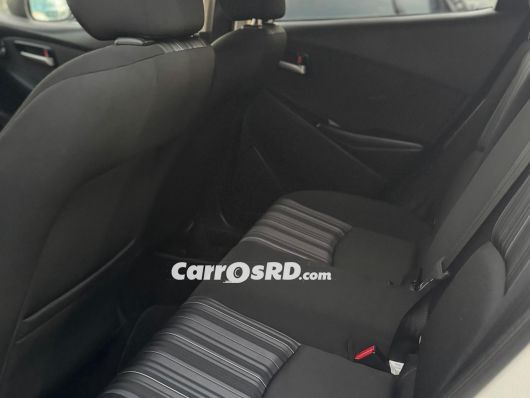 Mazda 2 Jeepeta en venta