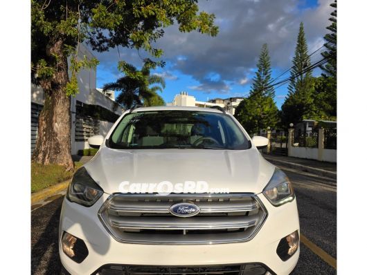 Ford Escape Jeepeta en venta