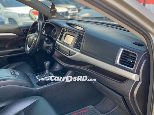 Toyota Highlander Jeepeta en venta