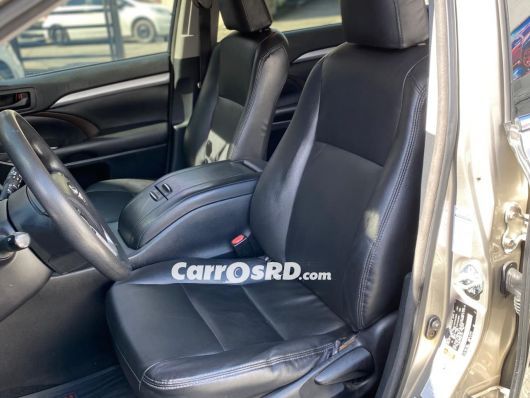 Toyota Highlander Jeepeta en venta