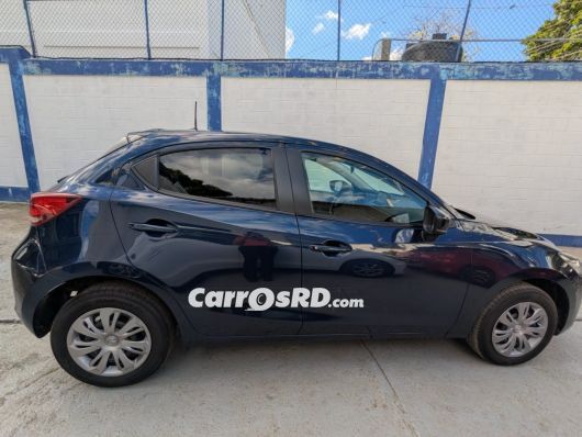 Mazda 2 Carros en venta