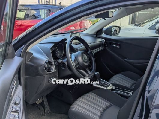 Mazda 2 Carros en venta