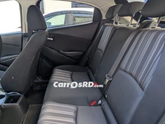 Mazda 2 Carros en venta