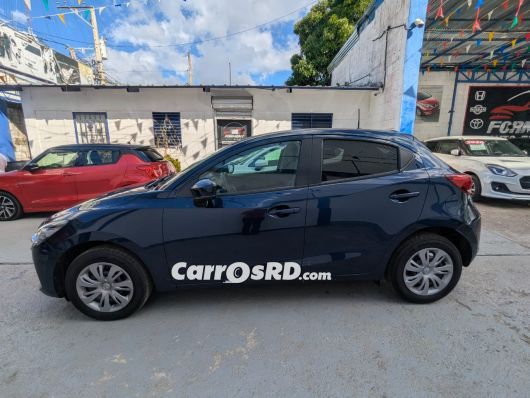 Mazda 2 Carros en venta
