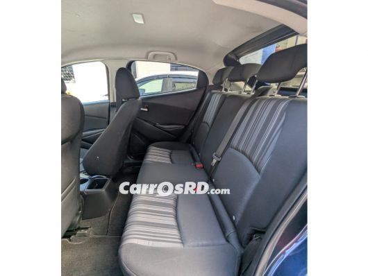 Mazda 2 Carros en venta