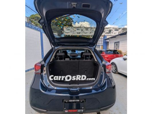 Mazda 2 Carros en venta