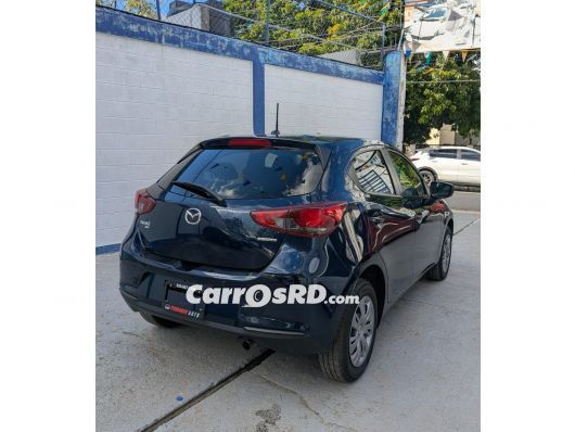 Mazda 2 Carros en venta