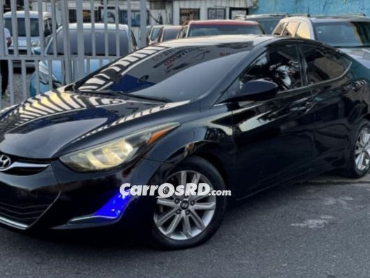 Hyundai Elantra Carros en venta