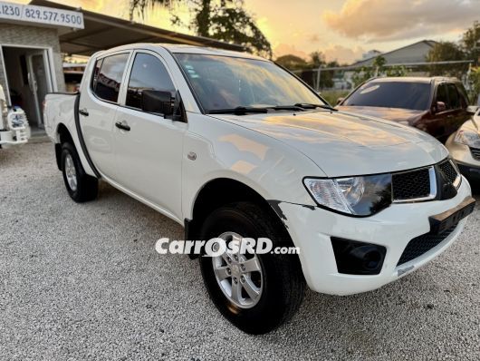 Mitsubishi L200 Camioneta en venta