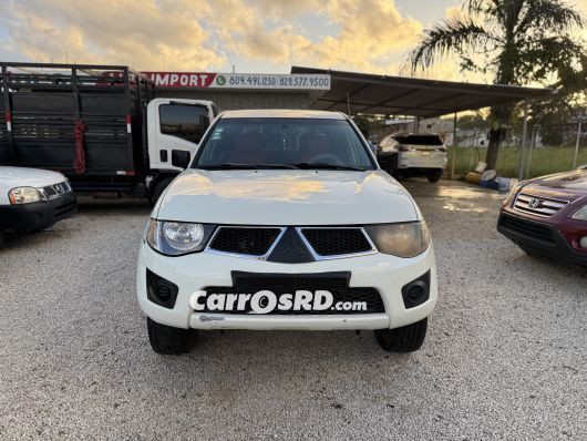 Mitsubishi L200 Camioneta en venta