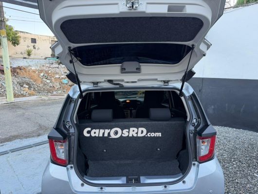 Daihatsu Mira Hatchback en venta