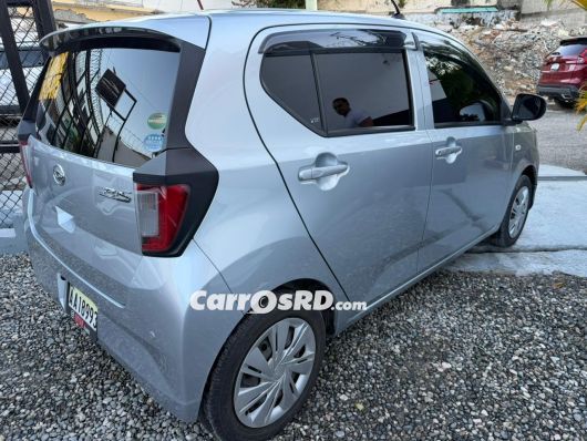 Daihatsu Mira Hatchback en venta