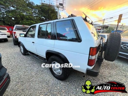 Nissan Pathfinder Jeepeta en venta