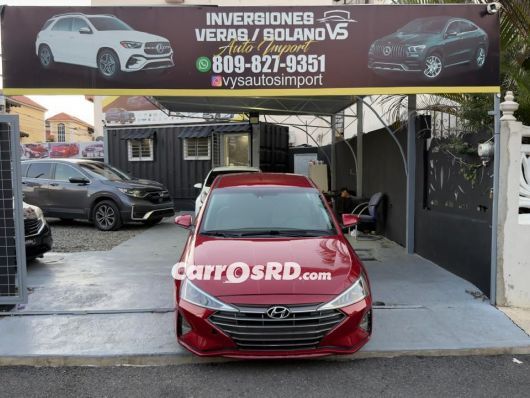 Hyundai Elantra Carros en venta