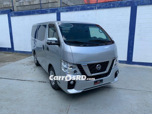 Nissan NV Autobus en venta