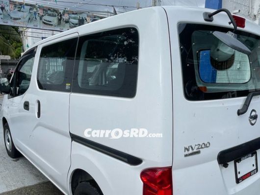 Nissan NV Minivan en venta