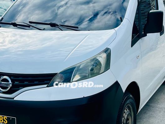 Nissan NV Minivan en venta