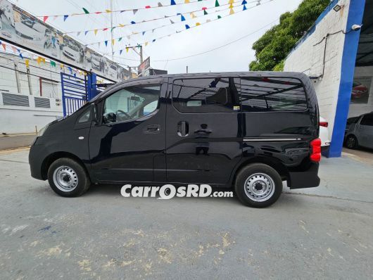 Nissan NV Minivan en venta