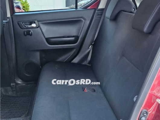 Daihatsu Mira Hatchback en venta