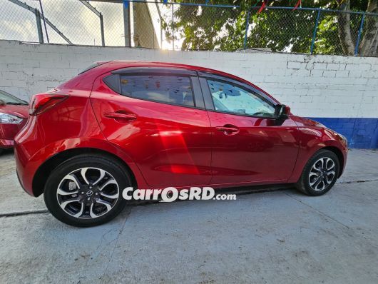 Mazda Demio Hatchback en venta