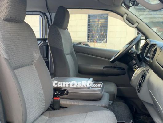 Nissan NV Autobus en venta