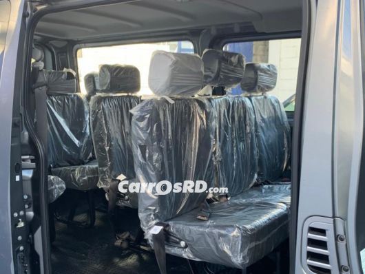 Nissan NV Autobus en venta