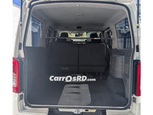Nissan NV Autobus en venta