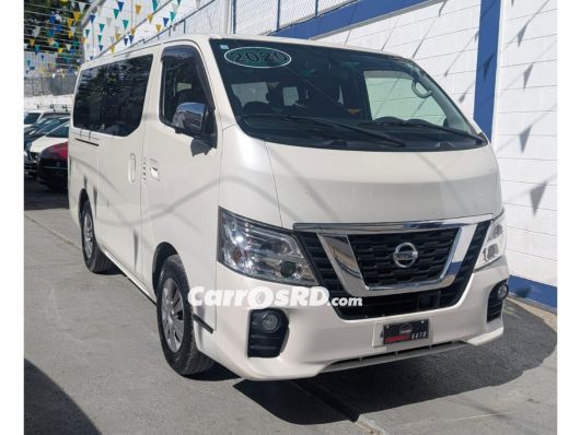 Nissan NV Autobus en venta