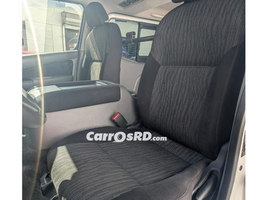 Nissan NV Autobus en venta