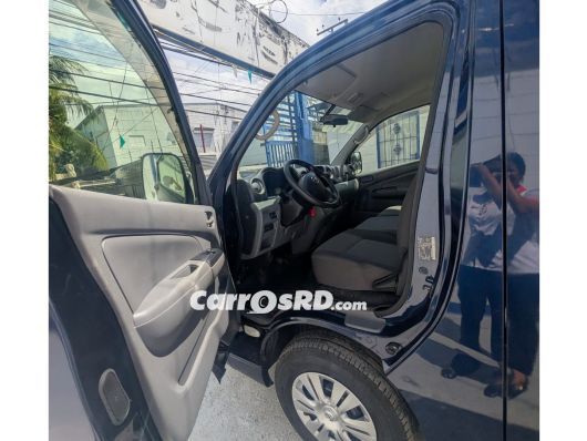 Nissan NV Autobus en venta