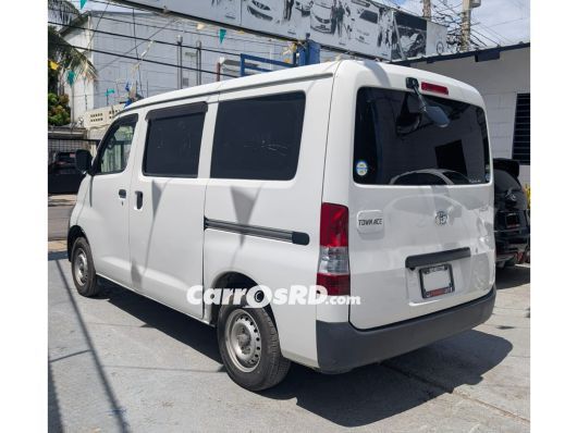 Toyota Town Ace Minivan en venta