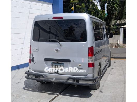 Toyota Lite-Ace Minivan en venta